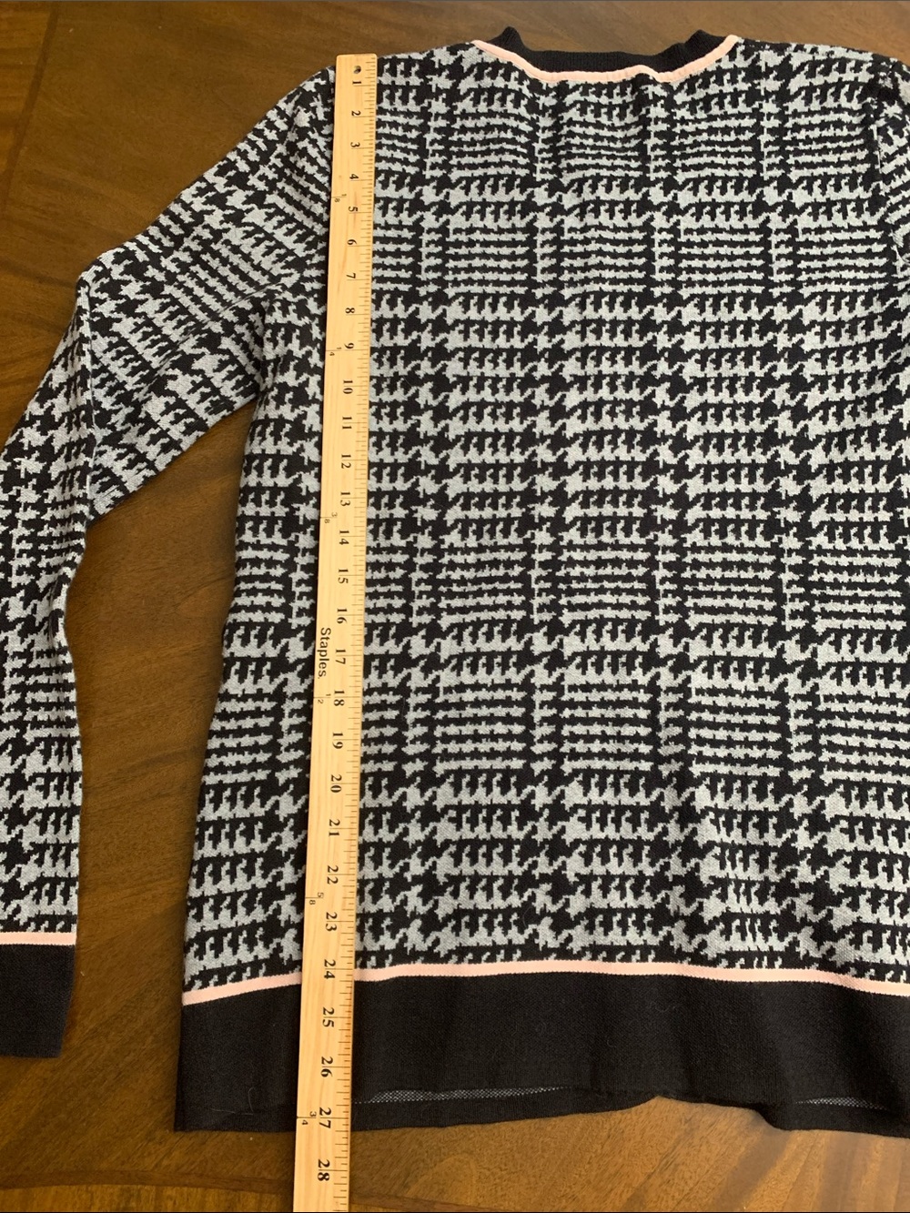 Sweater - Picture 5 of 6